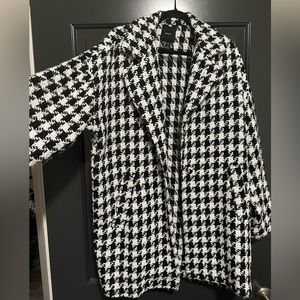Forever 21 Houndstooth Jacket/Coat - Size Large